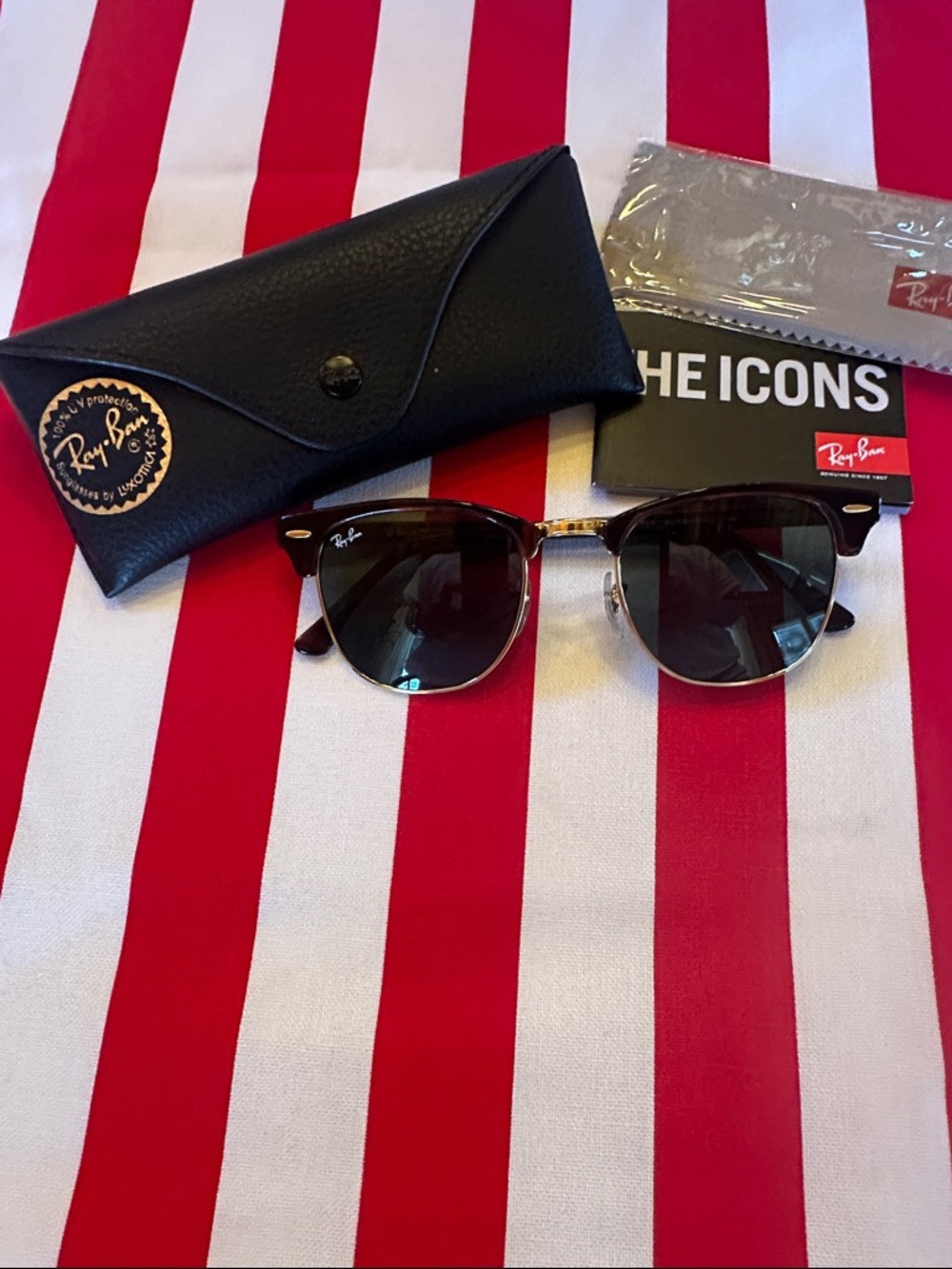 Ray-Ban CLUBMASTER RB3016